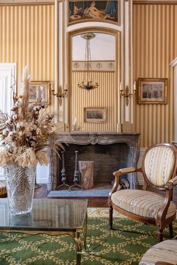 Chateau De Charmeil- Vichy Chambres D'Hotes Luaran gambar